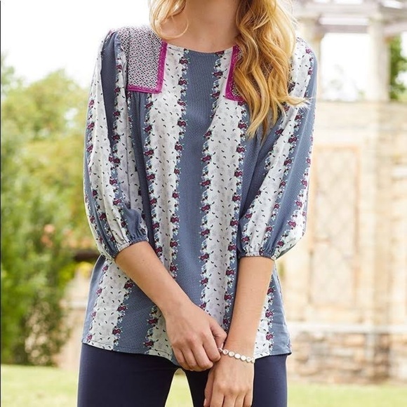 Matilda Jane Tops - Matilda Jane A Quick Getaway Top Size XS